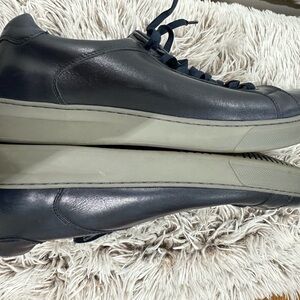 Men's Navy Leather Sneakers